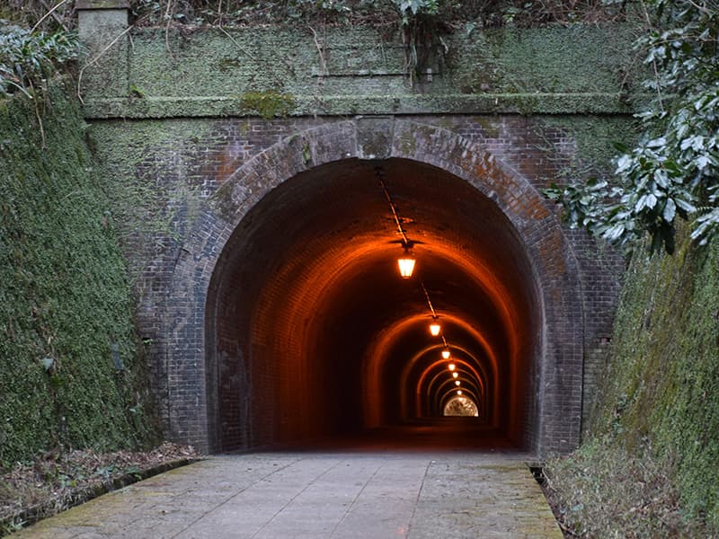 明治のトンネル